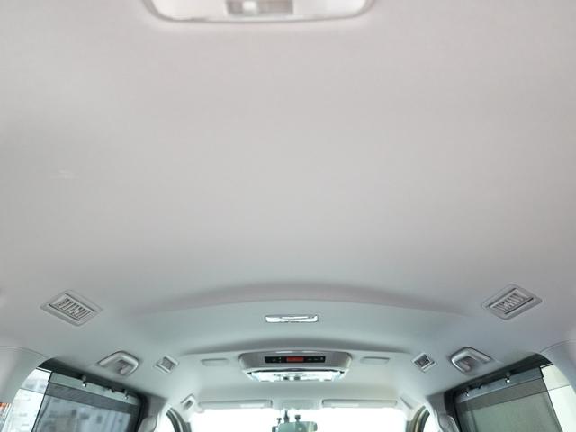 エスクァイア ハイブリッドGi 純正ナビ フルセグテレビ バックカメラ 両側パワースライドドア ユーザー買取 アルパインFDモニター 黒革シート シートヒーター 純正フロアマット 純正ドアバイザー LEDヘッドライト ETC DVD(55枚目)