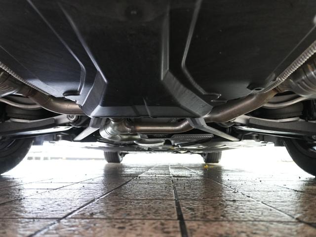 Eクラスステーションワゴン E300 ステーションワゴン エクスクルーシブ ベージュ本革シート ブルメスター カープレイ 全方位カメラ 純正ナビ フルセグテレビ 純正ナビ 純正フロアマット 純正フロントリア ワイヤレス充電 パドルシフト アイドリングストップ ETC2.0(16枚目)