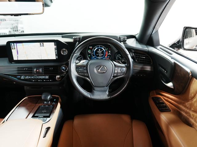 ＬＳ ＬＳ５００ｈ　Ｉパッケージ　純正ナビ　フルセグＴＶ　Ｂｌｕｅｔｏｏｔｈ　茶革シート　プッシュスタート　スマートキー　全方位カメラ　シートエアコン　ステアヒーター　ステアスイッチ　パドルシフト　クルコン　ＨＵＤ　シートメモリ（14枚目）