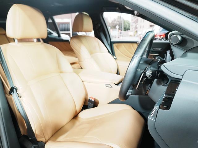 ＬＳ ＬＳ５００ｈ　Ｉパッケージ　純正ナビ　フルセグＴＶ　Ｂｌｕｅｔｏｏｔｈ　茶革シート　プッシュスタート　スマートキー　全方位カメラ　シートエアコン　ステアヒーター　ステアスイッチ　パドルシフト　クルコン　ＨＵＤ　シートメモリ（40枚目）