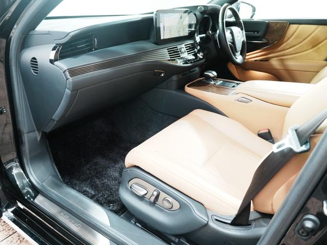 ＬＳ ＬＳ５００ｈ　Ｉパッケージ　純正ナビ　フルセグＴＶ　Ｂｌｕｅｔｏｏｔｈ　茶革シート　プッシュスタート　スマートキー　全方位カメラ　シートエアコン　ステアヒーター　ステアスイッチ　パドルシフト　クルコン　ＨＵＤ　シートメモリ（44枚目）