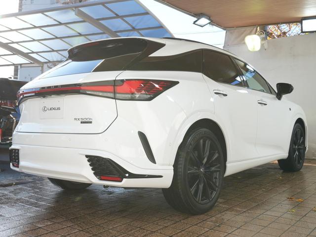 ＲＸ ＲＸ５００ｈ　Ｆスポーツパフォーマンス　１オーナー　マクレビ　パノラマルーフ　レクサスチームメイト　全席シートヒーター　エアーシート　全方位カメラ　Ｂｌｕｅｔｏｏｔｈ　フルセグ　ＨＵＤ　レーダー探知機　パドルシフト　ステアスイッチ　ＢＳＭ（72枚目）
