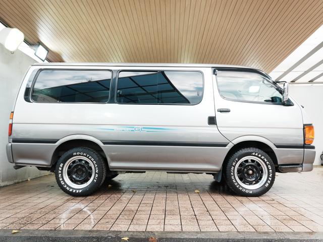 ハイエースバン スーパーGL カロッツェリア楽ナビ フルセグTV Bluetooth ユーザー買取 ドラレコ前後 ETC AC100V シートカバー イージークローザー 社外ステアリング 社外16インチAW ABS PS PW(9枚目)