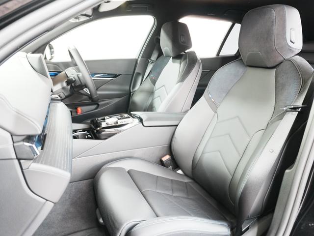 ５シリーズ ５２３ｄ　ｘＤｒｉｖｅツーリング　エクスクルーシブ　純正ナビ　全方位カメラ　黒革シート　ヘッドアップディスプレイ　ワイヤレス充電　フルセグＴＶ　革巻きステアリング　パドルシフト　パワーバックドア　ラバーフィットサポート　クルコン　ＬＫＡ　ＢＳＭ　ＥＴＣ（37枚目）