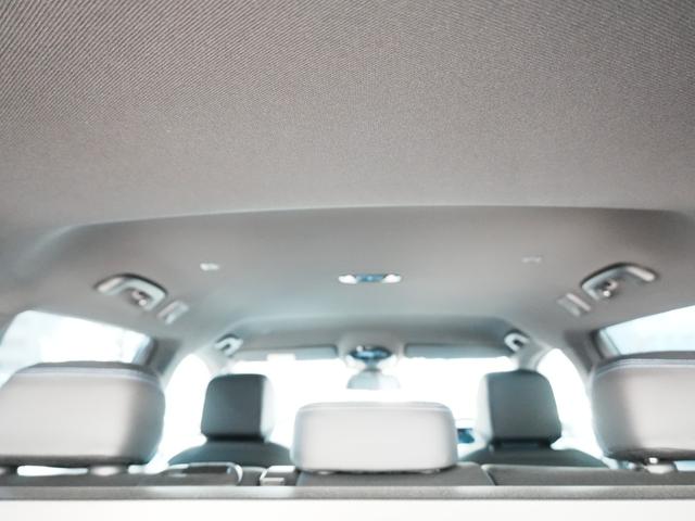 ５シリーズ ５２３ｄ　ｘＤｒｉｖｅツーリング　エクスクルーシブ　純正ナビ　全方位カメラ　黒革シート　ヘッドアップディスプレイ　ワイヤレス充電　フルセグＴＶ　革巻きステアリング　パドルシフト　パワーバックドア　ラバーフィットサポート　クルコン　ＬＫＡ　ＢＳＭ　ＥＴＣ（50枚目）