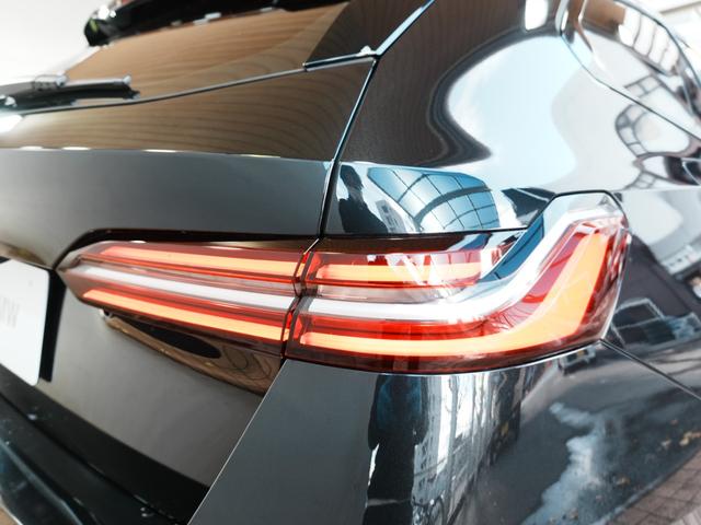 ５シリーズ ５２３ｄ　ｘＤｒｉｖｅツーリング　エクスクルーシブ　純正ナビ　全方位カメラ　黒革シート　ヘッドアップディスプレイ　ワイヤレス充電　フルセグＴＶ　革巻きステアリング　パドルシフト　パワーバックドア　ラバーフィットサポート　クルコン　ＬＫＡ　ＢＳＭ　ＥＴＣ（60枚目）