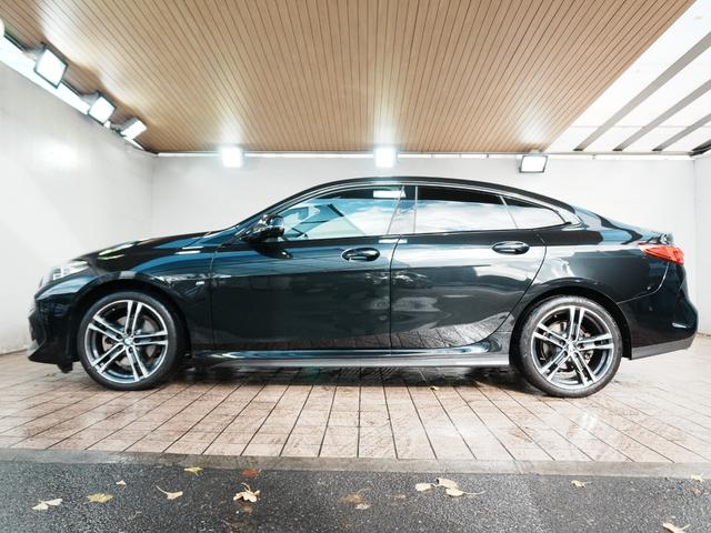 ２シリーズ ２１８ｄグランクーペ　Ｍスポーツエディションジョイ＋　純正ナビ　バックカメラ　前後コーナーセンサー　純正１８インチアルミホイール　ＢＳＭ　ＬＫＡ　前後ドライブレコーダー　アイドリングストップ　クルーズコントロール　純生フロアマット　アンビエントライト（9枚目）