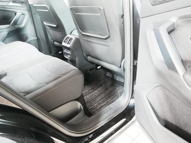 ティグアン ＴＤＩ　４モーション　ハイライン　純正ナビ　フルセグＴＶ　全方位カメラ　ＡＣＣ　レーンアシスト　コーナーセンサー　社外前後ドラレコ　オートブレーキホールド　フロントアシスト　サイドアシスト　リアトラフィックアラート　アップルカープレイ（46枚目）