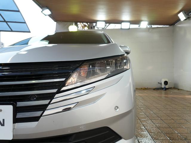 ノート Ｘ　ワンオーナー　９インチナビ　フルセグ　バックカメラ　ＥＴＣ　Ｂｌｕｅｔｏｏｔｈ　ＳＤ　純正フロアマット　純正ドアバイザー　ブレーキホールド　プッシュスタート（53枚目）