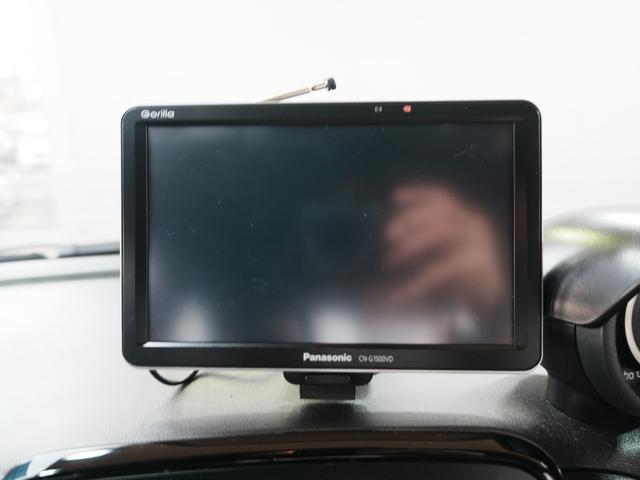 アバルト６９５ コンペティツィオーネ　１オーナー　ＯＺレーシングＡＷ　ドラレコ前後　キーレスキー　ポータブルナビ　バックカメラ　ＥＴＣ　Ｂｅａｔｓサウンド　コーナーセンサー　ハーフレザー　ＨＩＤヘッドライト　ユーザー買取　オートライト（18枚目）