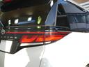 Ｚ　プレミア　ユニバーサルステップ　左右独立ムーンルーフ　デジタルインナーミラー　ＨＵＤ　茶革　トヨタチームメイト　Ｄ席メモリー付　左右パワスラ　ＡＣ１００Ｖ　プリクラ　パドルシフト　エグゼクティブマット（61枚目）