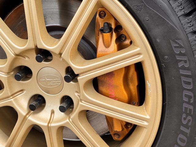 インプレッサ ＷＲＸ　ＳＴｉ　Ｅ型　フジツボマフラー　ＸＹＺ車高調　ＳＴＩフロントスポイラー　ＳＴＩタワーバー　ＳＴＩブースト計　純正ブレンボキャリパー　純正１７ＡＷ　ケンウッドナビ　前後ドラレコ　ＥＴＣ　タイミングベルト交換済（19枚目）