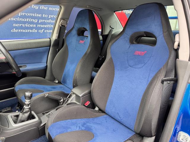 インプレッサ ＷＲＸ　ＳＴｉ　Ｅ型　フジツボマフラー　ＸＹＺ車高調　ＳＴＩフロントスポイラー　ＳＴＩタワーバー　ＳＴＩブースト計　純正ブレンボキャリパー　純正１７ＡＷ　ケンウッドナビ　前後ドラレコ　ＥＴＣ　タイミングベルト交換済（44枚目）