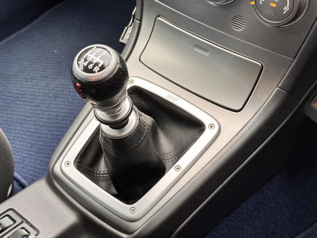 インプレッサ ＷＲＸ　ＳＴｉ　Ｅ型　フジツボマフラー　ＸＹＺ車高調　ＳＴＩフロントスポイラー　ＳＴＩタワーバー　ＳＴＩブースト計　純正ブレンボキャリパー　純正１７ＡＷ　ケンウッドナビ　前後ドラレコ　ＥＴＣ　タイミングベルト交換済（57枚目）