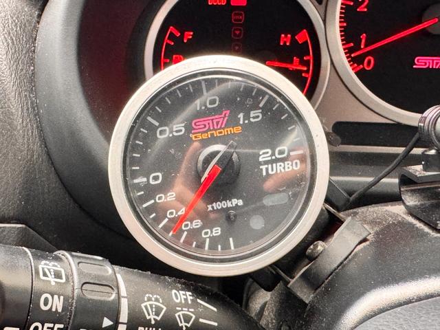 インプレッサ ＷＲＸ　ＳＴｉ　Ｅ型　フジツボマフラー　ＸＹＺ車高調　ＳＴＩフロントスポイラー　ＳＴＩタワーバー　ＳＴＩブースト計　純正ブレンボキャリパー　純正１７ＡＷ　ケンウッドナビ　前後ドラレコ　ＥＴＣ　タイミングベルト交換済（61枚目）