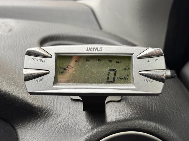 インプレッサ ＷＲＸ　ＳＴｉ　Ｅ型　フジツボマフラー　ＸＹＺ車高調　ＳＴＩフロントスポイラー　ＳＴＩタワーバー　ＳＴＩブースト計　純正ブレンボキャリパー　純正１７ＡＷ　ケンウッドナビ　前後ドラレコ　ＥＴＣ　タイミングベルト交換済（62枚目）