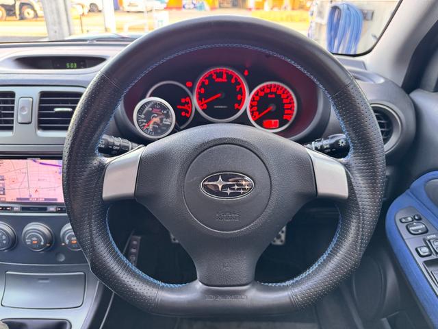 インプレッサ ＷＲＸ　Ｆ型　エンケイＰＦ０９　１７インチＡＷ　ＨＫＳ車高調　フジツボマフラー　ＳＴＩタワーバー　ＳＴＩブースト計　カロッツェリアナビ　ＥＴＣ（46枚目）
