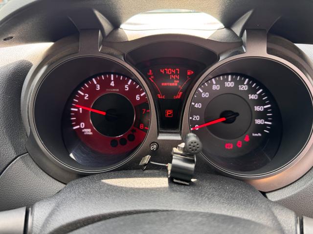 ジューク ニスモ　純正フルエアロ　ＢＬＩＴＺ車高調　ＲＡＹ’Ｓ２０インチＡＷ　柿本改マフラー　ナビ　ＴＶ　ＥＴＣ　Ｂｌｕｅｔｏｏｔｈオーディオ　ＨＩＤ　バックカメラ　社外ＬＥＤテール　スマートキー　保証書　取扱説明書（43枚目）