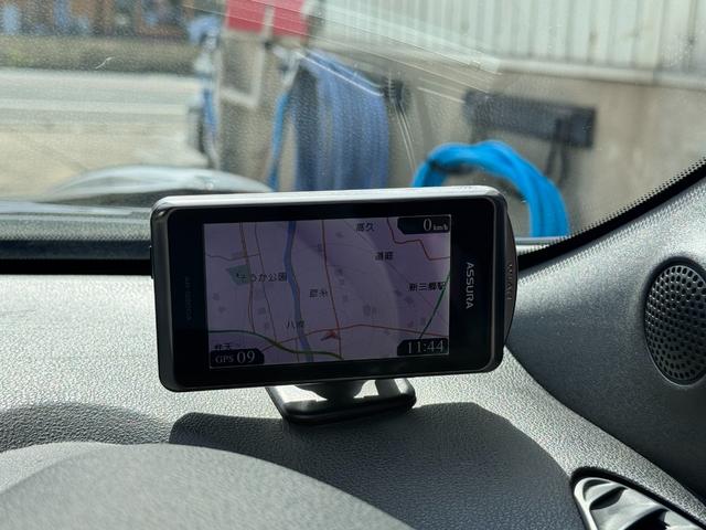 ジューク ニスモ　純正フルエアロ　ＢＬＩＴＺ車高調　ＲＡＹ’Ｓ２０インチＡＷ　柿本改マフラー　ナビ　ＴＶ　ＥＴＣ　Ｂｌｕｅｔｏｏｔｈオーディオ　ＨＩＤ　バックカメラ　社外ＬＥＤテール　スマートキー　保証書　取扱説明書（49枚目）