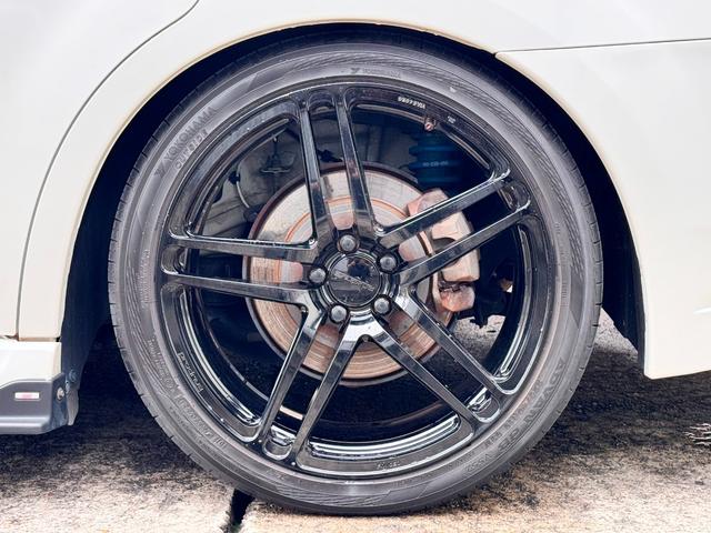 レガシィツーリングワゴン ２．０ＧＴ　ＤＩＴアイサイト　ＳＴｉフルエアロ　ＳＴｉマフラー　ビルシュタインサス　Ｐｒｏｄｒｉｖｅ１９インチ　パドルシフト　追従式クルコン　ＨＤＤナビ　ＴＶ　バックカメラ　Ｂｌｕｅｔｏｏｔｈ　ＥＴＣ　ＨＩＤ　タイミングチェーン（25枚目）