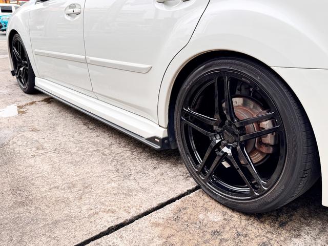 レガシィツーリングワゴン ２．０ＧＴ　ＤＩＴアイサイト　ＳＴｉフルエアロ　ＳＴｉマフラー　ビルシュタインサス　Ｐｒｏｄｒｉｖｅ１９インチ　パドルシフト　追従式クルコン　ＨＤＤナビ　ＴＶ　バックカメラ　Ｂｌｕｅｔｏｏｔｈ　ＥＴＣ　ＨＩＤ　タイミングチェーン（27枚目）