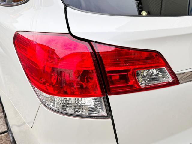 レガシィツーリングワゴン ２．０ＧＴ　ＤＩＴアイサイト　ＳＴｉフルエアロ　ＳＴｉマフラー　ビルシュタインサス　Ｐｒｏｄｒｉｖｅ１９インチ　パドルシフト　追従式クルコン　ＨＤＤナビ　ＴＶ　バックカメラ　Ｂｌｕｅｔｏｏｔｈ　ＥＴＣ　ＨＩＤ　タイミングチェーン（33枚目）