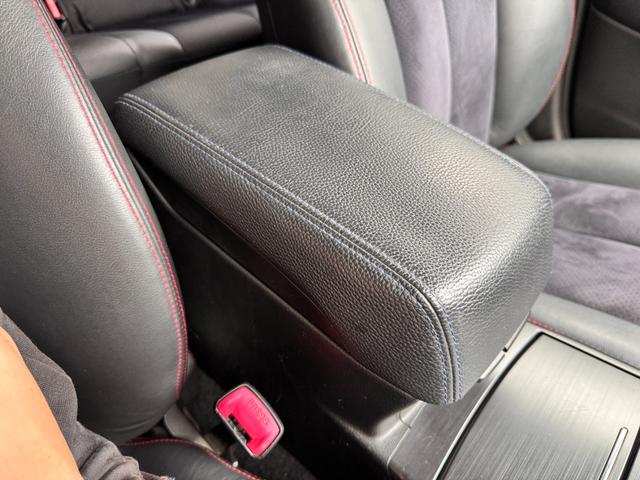 レガシィツーリングワゴン ２．０ＧＴ　ＤＩＴアイサイト　ＳＴｉフルエアロ　ＳＴｉマフラー　ビルシュタインサス　Ｐｒｏｄｒｉｖｅ１９インチ　パドルシフト　追従式クルコン　ＨＤＤナビ　ＴＶ　バックカメラ　Ｂｌｕｅｔｏｏｔｈ　ＥＴＣ　ＨＩＤ　タイミングチェーン（66枚目）