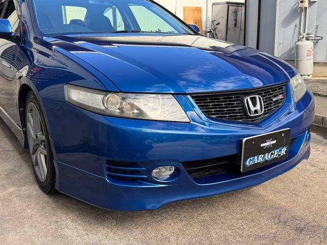 アコード ユーロＲ　後期　ワンオーナー　フルノーマル　プレミアムサウンドシステム　純正１７インチＡＷ　純正レカロセミバケットシート　純正モモステアリング　純正ＨＤＤナビ　無限ドアバイザー　ＥＴＣ（7枚目）