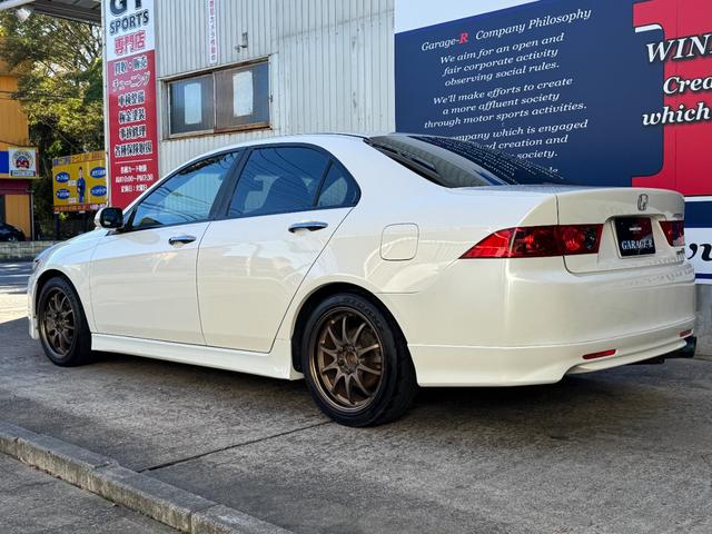 アコード ユーロＲ　ＲＡＹＳ１７ＡＷ　ＳＰＯＯＮキャリパー　ＳＰＯＯＮドライブシャフト　ＳＰＯＯＮステアリングギアボックスリジットブッシュキット　リジカラ　ＭＴ　Ｏ／Ｈ済　アラゴスタ車高調　無限シフター　マキシムエキマニ（20枚目）