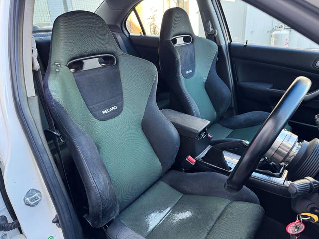 アコード ユーロＲ　ＲＡＹＳ１７ＡＷ　ＳＰＯＯＮキャリパー　ＳＰＯＯＮドライブシャフト　ＳＰＯＯＮステアリングギアボックスリジットブッシュキット　リジカラ　ＭＴ　Ｏ／Ｈ済　アラゴスタ車高調　無限シフター　マキシムエキマニ（40枚目）