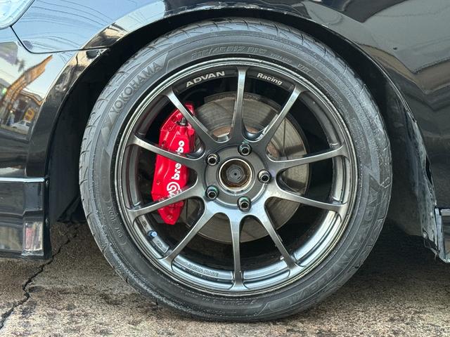 アコード ユーロＲ　後期　アドバン１７ＡＷ　ブレンボキャリパー　ＴＥＩＮ車高調　ＳＰＯＯＮマフラー　Ｊ’ｓレーシングエキマニ　無限シフター＆フロントグリル　ＳＥＥＫＥＲエンジントルクダンパー　ＲＵＮＭＡＸブレーキホース（16枚目）