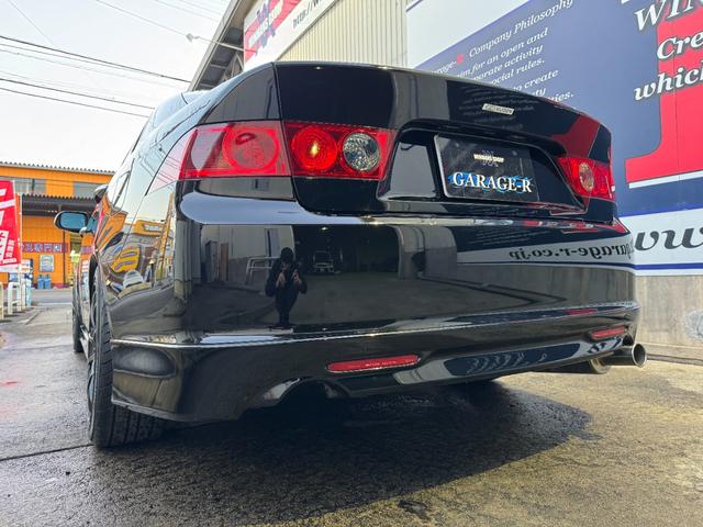 アコード ユーロＲ　後期　アドバン１７ＡＷ　ブレンボキャリパー　ＴＥＩＮ車高調　ＳＰＯＯＮマフラー　Ｊ’ｓレーシングエキマニ　無限シフター＆フロントグリル　ＳＥＥＫＥＲエンジントルクダンパー　ＲＵＮＭＡＸブレーキホース（24枚目）