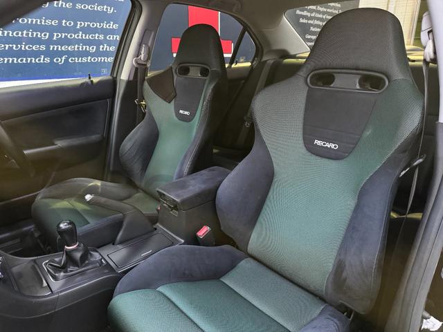 アコード ユーロＲ　後期　アドバン１７ＡＷ　ブレンボキャリパー　ＴＥＩＮ車高調　ＳＰＯＯＮマフラー　Ｊ’ｓレーシングエキマニ　無限シフター＆フロントグリル　ＳＥＥＫＥＲエンジントルクダンパー　ＲＵＮＭＡＸブレーキホース（42枚目）