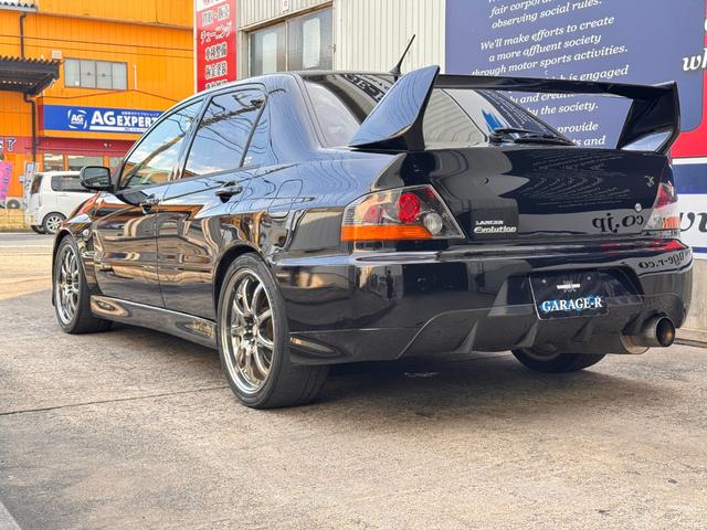 ランサー ＧＳＲエボリューションＩＸ　６速ＭＴ　ＨＫＳマフラー　ＢＬＩＴＺ車高調　ＢＬＩＴＺアルミラジエター　ＷＯＲＫエモーション１８インチ　ブレンボキャリパー　ＭＩＶＥＣターボ　ＨＩＤ　ナビ　ＥＴＣ　地デジＴＶ　Ｂｌｕｅｔｏｏｔｈ（9枚目）