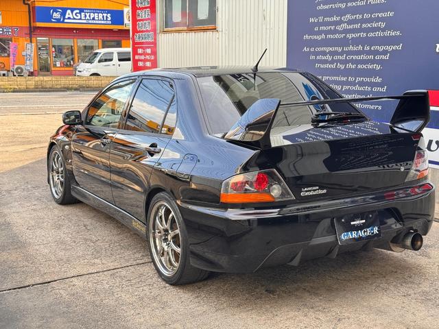 ランサー ＧＳＲエボリューションＩＸ　６速ＭＴ　ＨＫＳマフラー　ＢＬＩＴＺ車高調　ＢＬＩＴＺアルミラジエター　ＷＯＲＫエモーション１８インチ　ブレンボキャリパー　ＭＩＶＥＣターボ　ＨＩＤ　ナビ　ＥＴＣ　地デジＴＶ　Ｂｌｕｅｔｏｏｔｈ（10枚目）