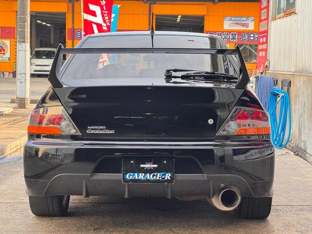 ランサー ＧＳＲエボリューションＩＸ　６速ＭＴ　ＨＫＳマフラー　ＢＬＩＴＺ車高調　ＢＬＩＴＺアルミラジエター　ＷＯＲＫエモーション１８インチ　ブレンボキャリパー　ＭＩＶＥＣターボ　ＨＩＤ　ナビ　ＥＴＣ　地デジＴＶ　Ｂｌｕｅｔｏｏｔｈ（11枚目）