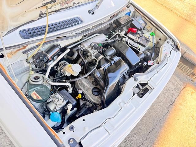 アルトラパン SS 後期型 5速MT オルタネ-タ ドライブシャフトリビルト交換済 PCVバルブ スパ-クプラグ ファンベルト タペットカバ-パッキン デフシ-ル タイロッドエンドブ-ツ交換済 純正フルエアロ ロ-ダウン(28枚目)