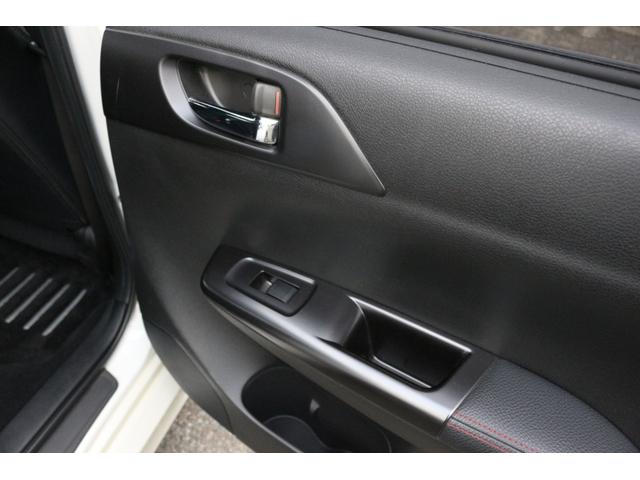インプレッサ WRX STi 1年保証 ワンオーナー 社外ナビ フルセグTV ETC スペアキー WAKO‘Sプロステージオイル交換、オイルフィルター交換 バッテリー新品 取説 D記録簿(45枚目)