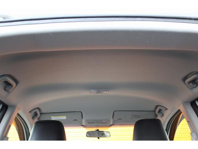 ナビ Bカメラ TV HID ハーフレザーシート(18枚目)