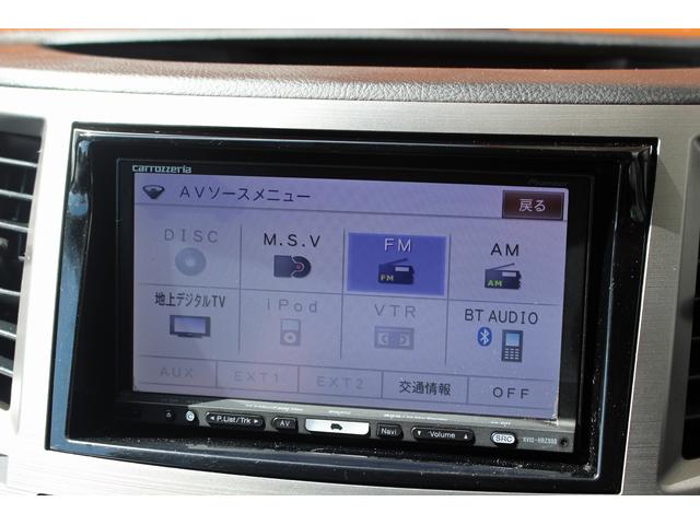 ２．５ＧＴアイサイト　４ＷＤ　ＳＴＩフロントリップ　社外ナビ　バックカメラ　フルセグＴＶ　Ｂｌｕｅｔｏｏｔｈ　ＥＴＣ　パワーシート　シートヒーター　ＨＩＤヘッドライト　ルーズコントロール　スマートキー　コーナーセンサー(7枚目)