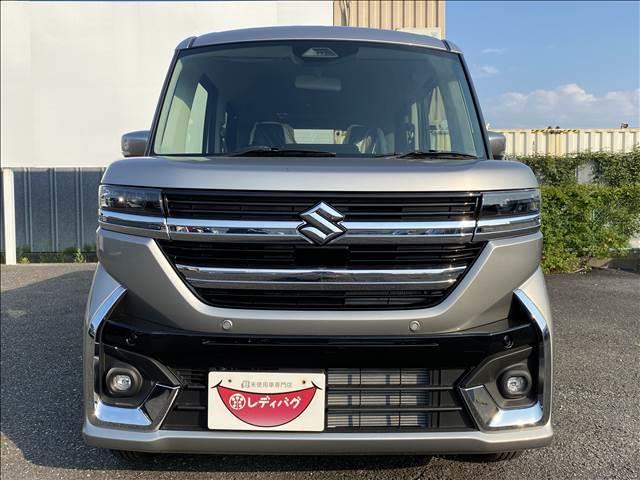 スペーシアカスタム ハイブリッドＧＳ　届出済未使用車　スズキセーフティサポート　横滑り防止装置　片側電動スライドドア　ハイブリッド　オートエアコン　オートライト　プッシュスタート　スマートキー　ＬＥＤヘッドライト　禁煙車　修復歴無（3枚目）