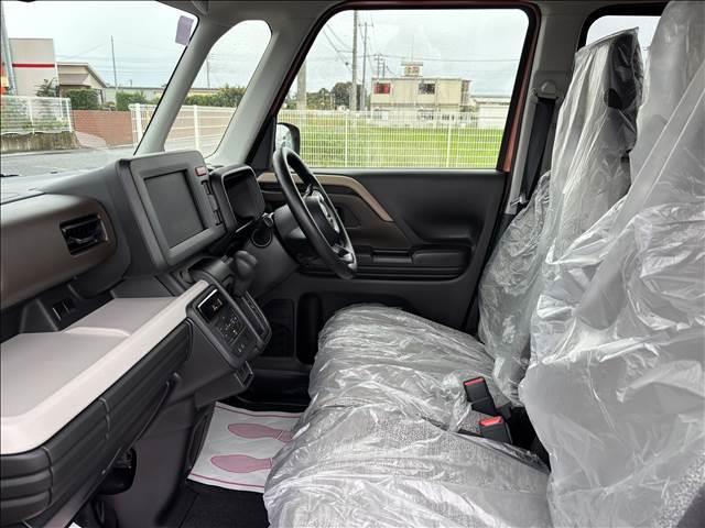 スペーシア ハイブリッドG 届出済未使用車 スズキセーフティサポート 横滑り防止装置 両側スライドドア オートエアコン オートライト プッシュスタート スマートキー パワーウインドウ アイドリングストップ 禁煙車 修復歴無(7枚目)