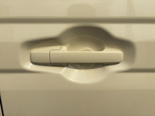 スペーシア ハイブリッドＧ　届出済未使用車　スズキセーフティサポート　横滑り防止装置　両側スライドドア　オートエアコン　オートライト　プッシュスタート　スマートキー　パワーウインドウ　アイドリングストップ　禁煙車　修復歴無（26枚目）