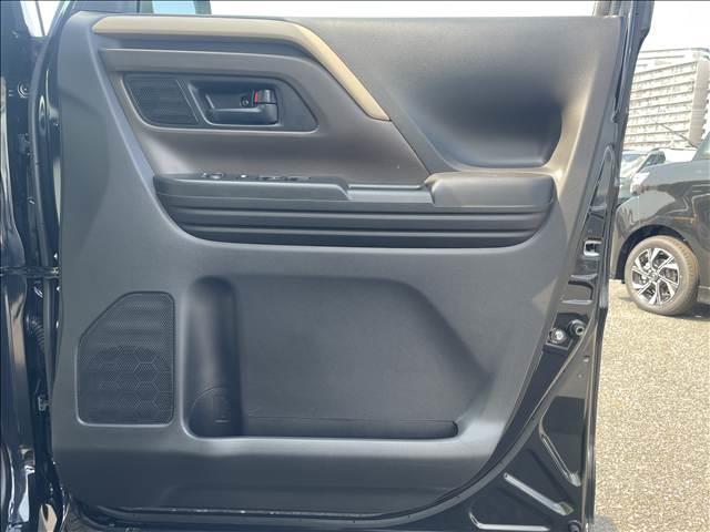 スペーシア ハイブリッドＧ　届出済未使用車　スズキセーフティサポート　横滑り防止装置　両側スライドドア　オートエアコン　オートライト　プッシュスタート　スマートキー　パワーウインドウ　アイドリングストップ　禁煙車　修復歴無（16枚目）