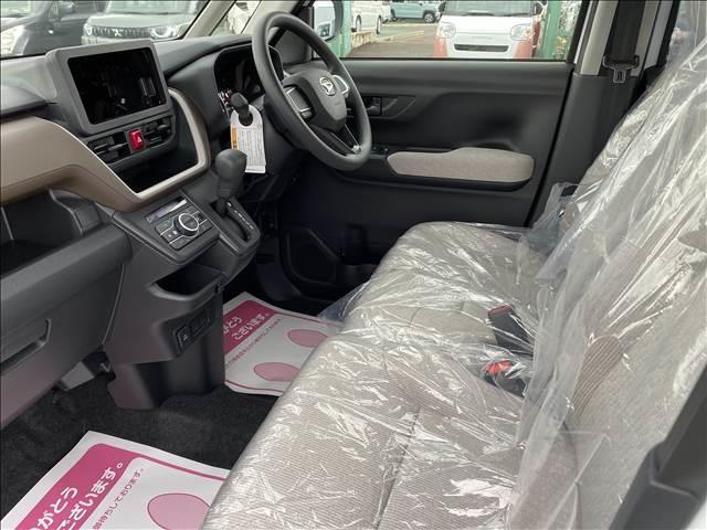 ムーヴ Ｘ　届出済未使用車　両側スライドドア（片側電動スライドドア）　衝突軽減ブレーキシステム　　ＬＥＤヘッドライト　パーキングセンサー　オートエアコン　スマートキー　禁煙車　パワーステアリング　修復歴無（7枚目）