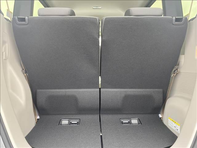 Ｎ－ＢＯＸ ベースグレード　届出済未使用車　衝突軽減ブレーキ　両側スライドドア　ＬＥＤヘッドライト　スマートキー　オートエアコン　アイドリングストップ　禁煙車　パワーステアリング　パワーウインドウ　修復歴無（4枚目）