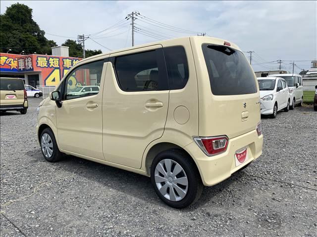 ワゴンＲ ＦＸ　届出済未使用車　ＣＤプレーヤー付き　衝突軽減ブレーキ　横滑り防止装置　ヘッドランプハロゲン　スマートキー　禁煙車　オートエアコン　セキュリティアラーム　パワーウインドウ　修復歴無（8枚目）