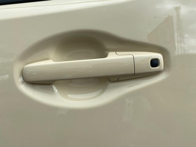 ワゴンＲ ＦＸ　届出済未使用車　ＣＤプレーヤー付き　衝突軽減ブレーキ　横滑り防止装置　ヘッドランプハロゲン　スマートキー　禁煙車　オートエアコン　セキュリティアラーム　パワーウインドウ　修復歴無（23枚目）