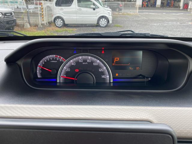 ワゴンＲ ＦＸ　届出済未使用車　ＣＤプレーヤー付き　衝突軽減ブレーキ　横滑り防止装置　ヘッドランプハロゲン　スマートキー　禁煙車　オートエアコン　セキュリティアラーム　パワーウインドウ　修復歴無（30枚目）