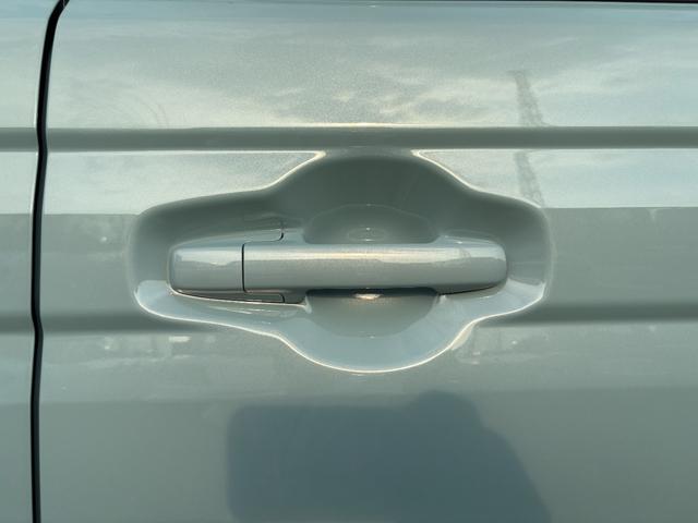 スペーシア ハイブリッドG 届出済未使用車 スズキセーフティサポート 横滑り防止装置 両側スライドドア オートエアコン オートライト プッシュスタート スマートキー パワーウインドウ アイドリングストップ 禁煙車 修復歴無(26枚目)